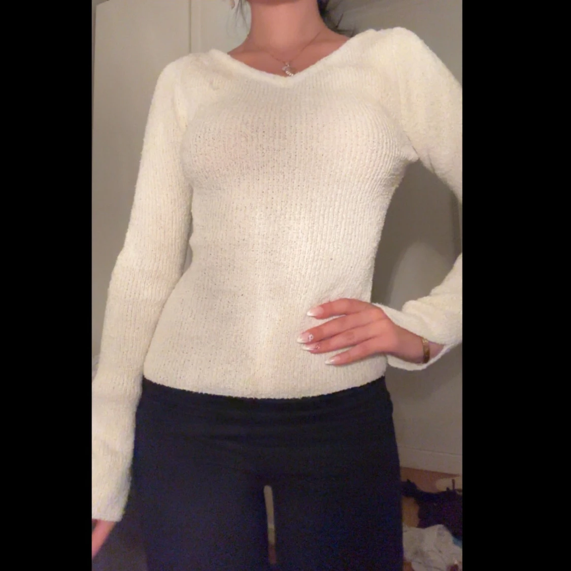 Vit stickad tröja
