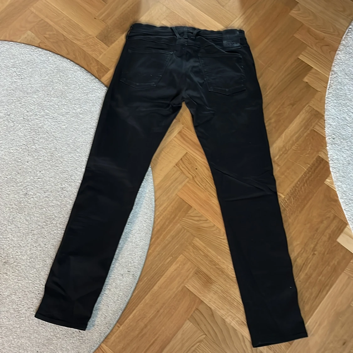 Svarta Replay Hyperflex jeans - 1