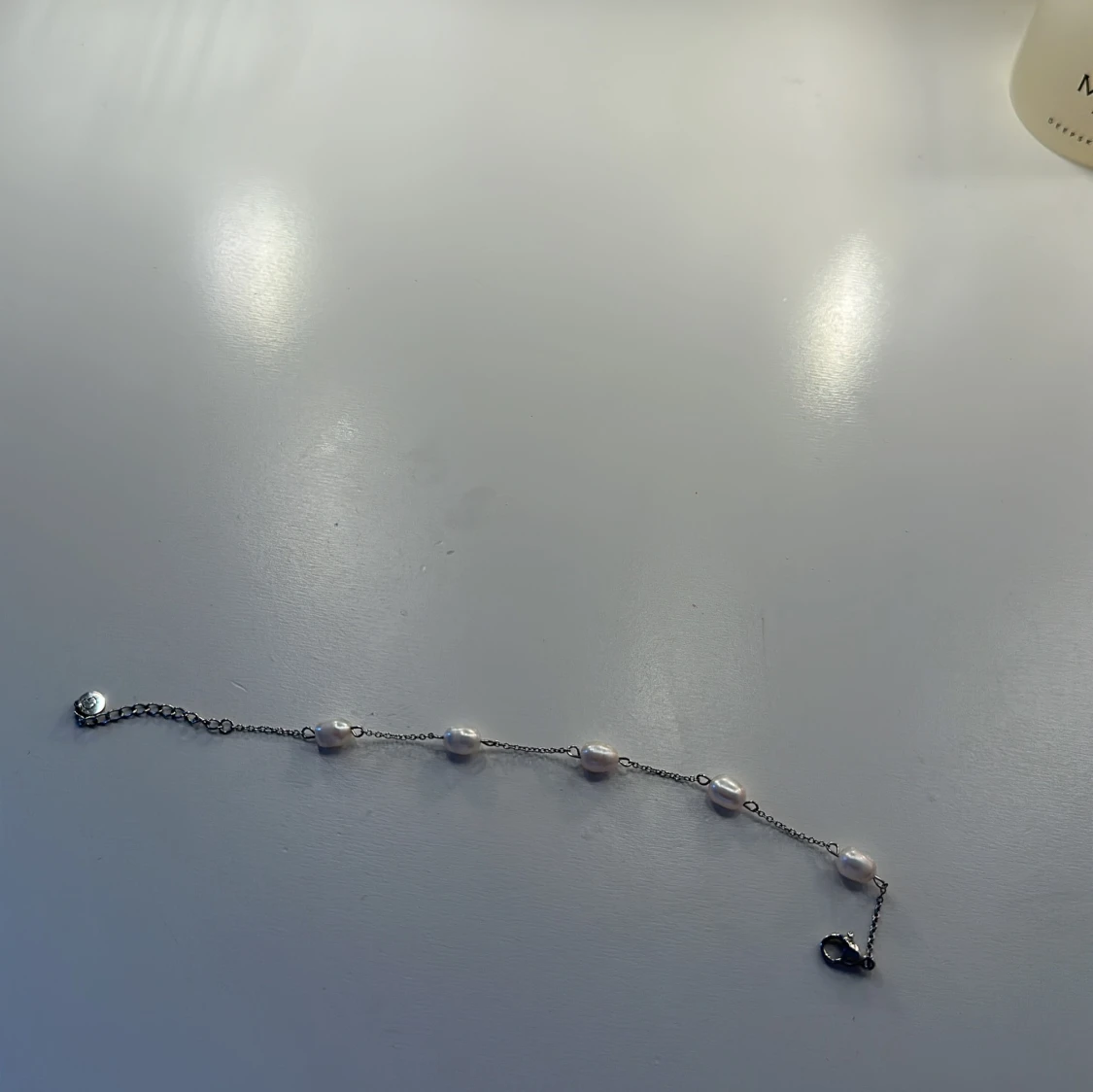 Silverarmband med vita pärlor - 1