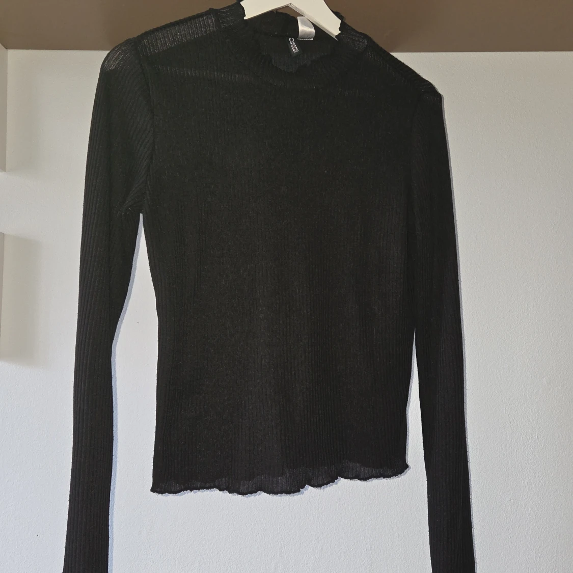 Svart ribbad långärmad topp H&M Divided - 1