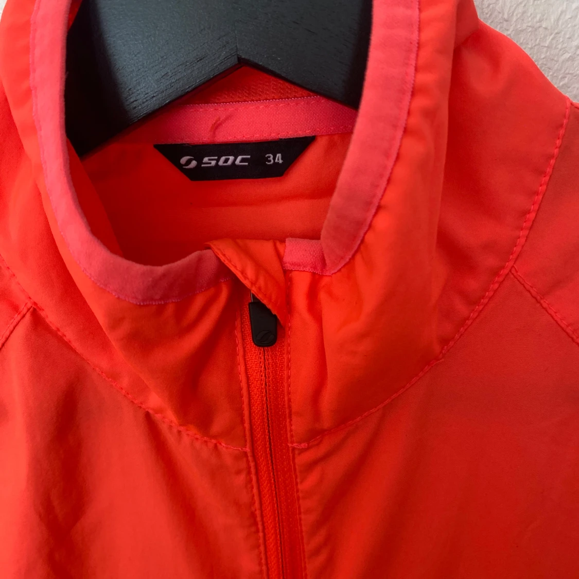 Neon orange vindjacka från SOC - 2