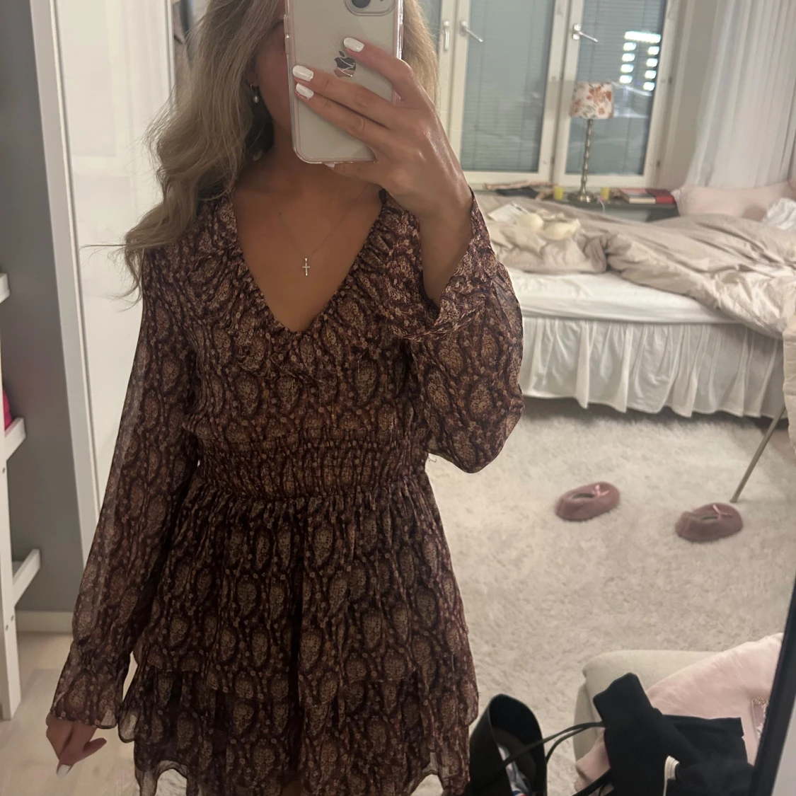 Mönstrad klänning - 1