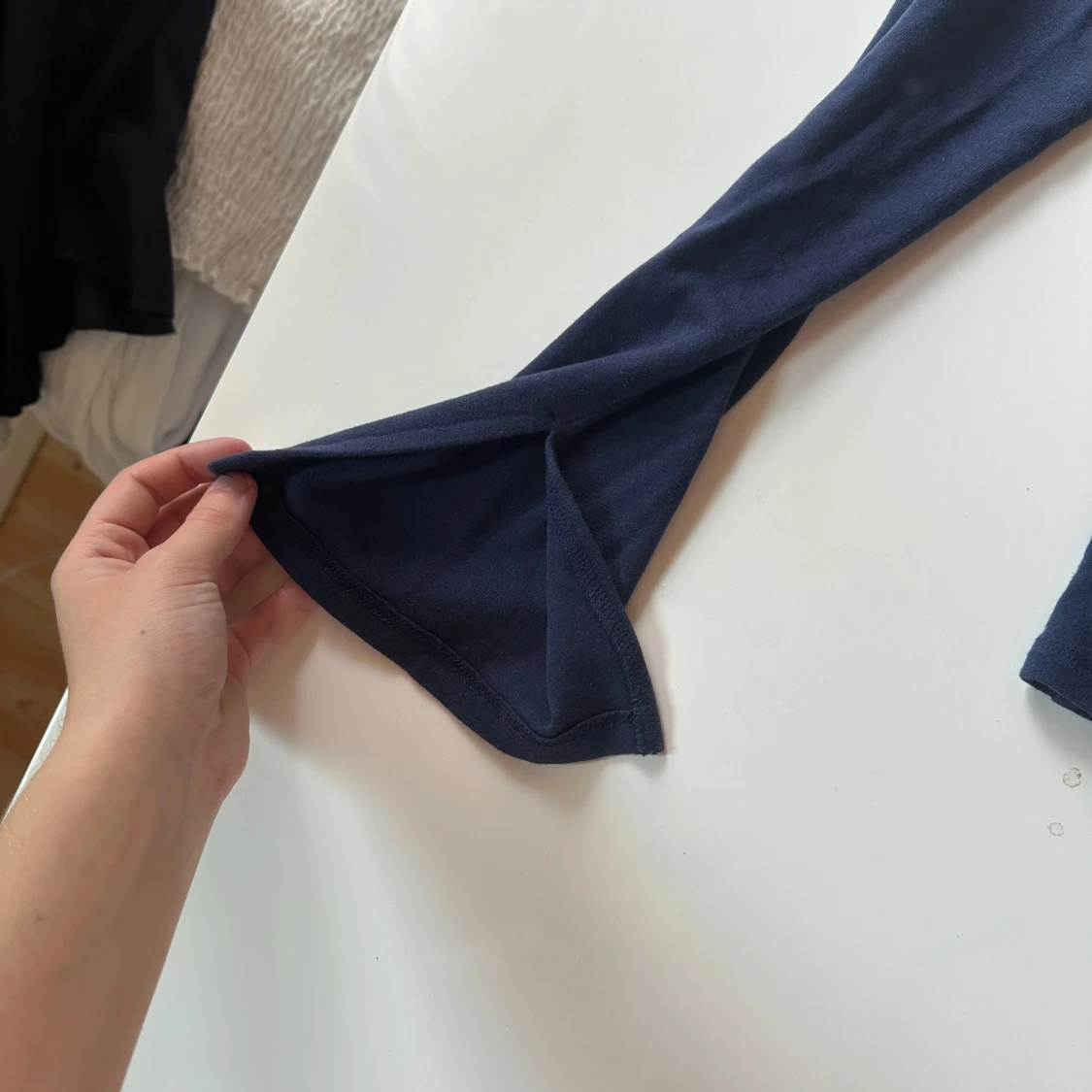 Mörkblå långärmad topp Gina Tricot - 1