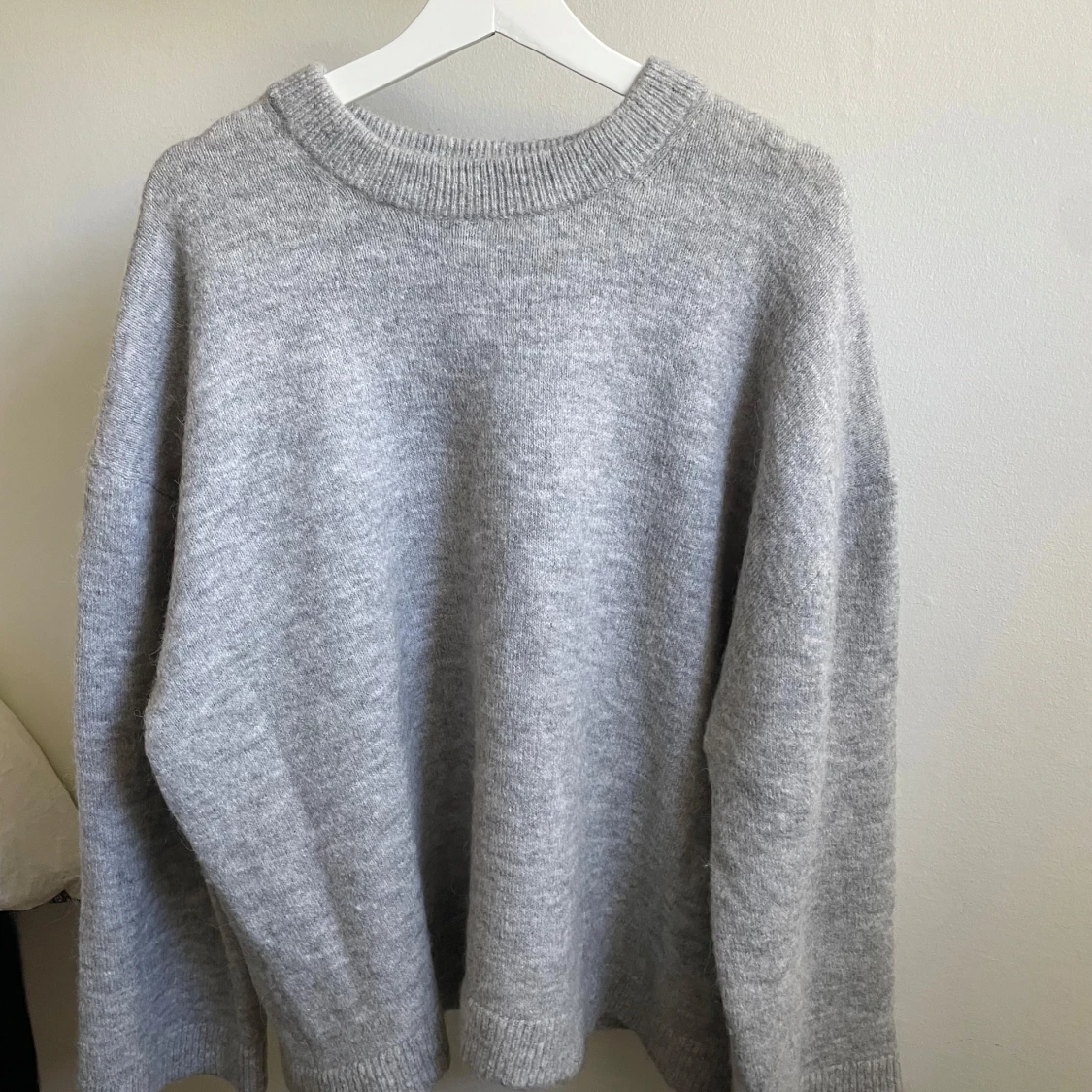 Grå stickad tröja Gina Tricot - 2