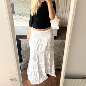 Superfin Långkjol - Finaste långkjolen köpt i Rhodos, aldrig använd💖