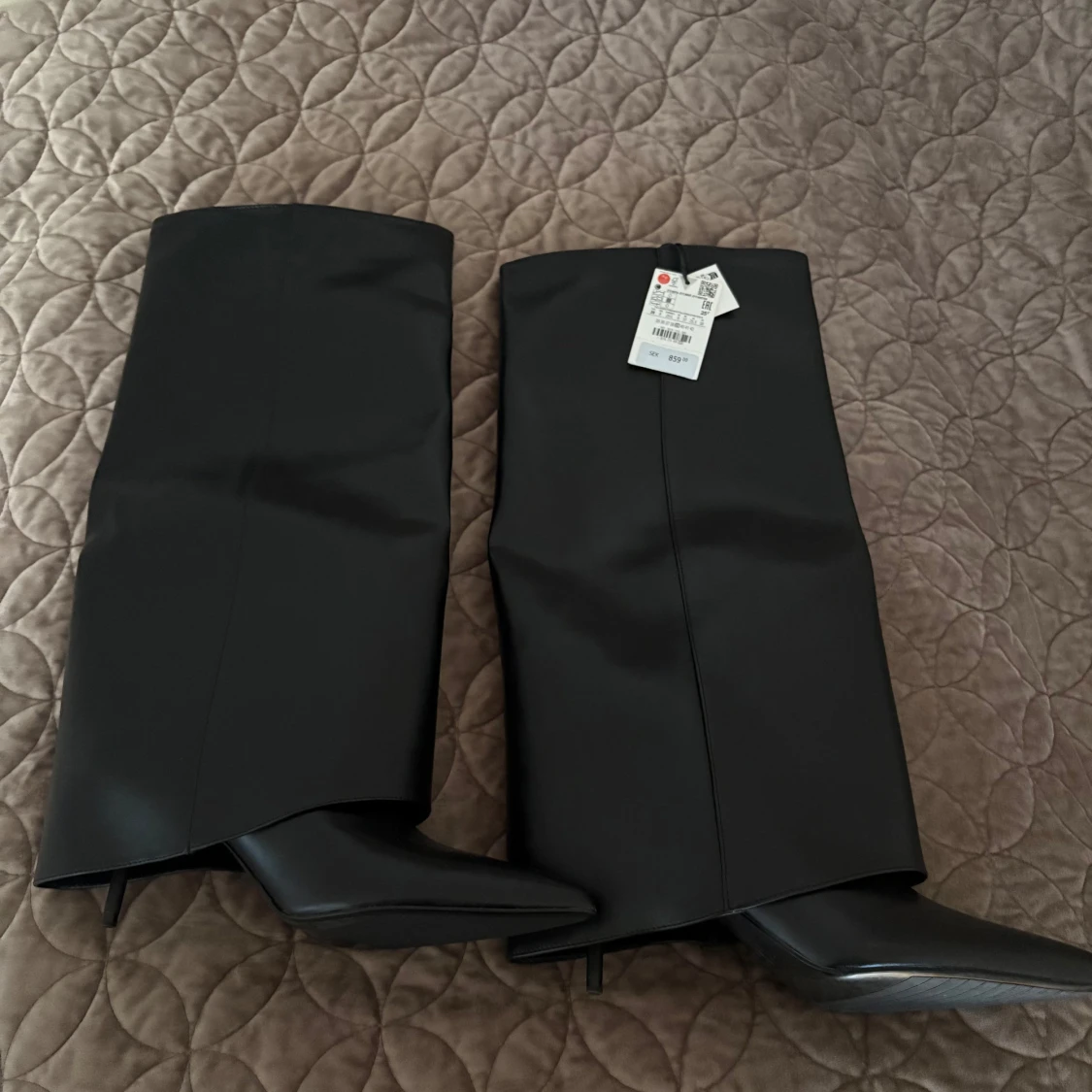 Svarta höga boots med spetsig tå Zara - 1