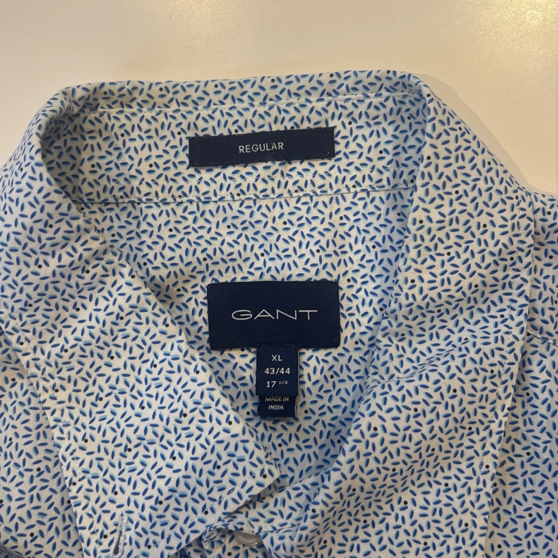 Blåvit mönstrad skjorta från Gant XL - 2