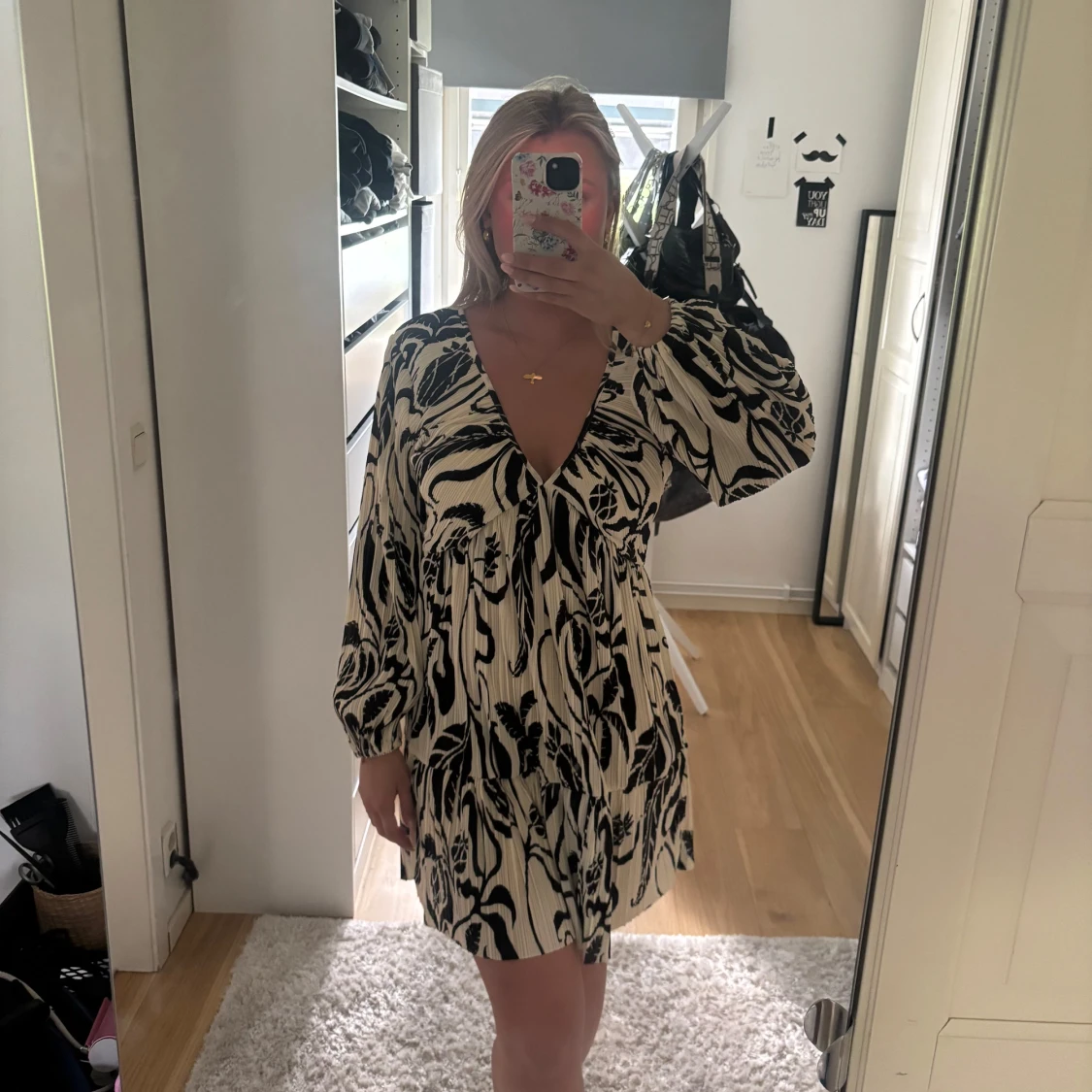 Mönstrad sommar klänning