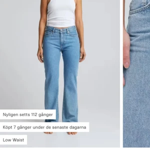 Ljusblå jeans - Jeans från bikbok i modellen ”Low straight 550”💙💙💙 Har varit mina favoriter men har nu tyvärr växt ur dem. Originalpris 699 men säljer för 250🤗 Pris går att diskutera, skriv vid frågor!💓