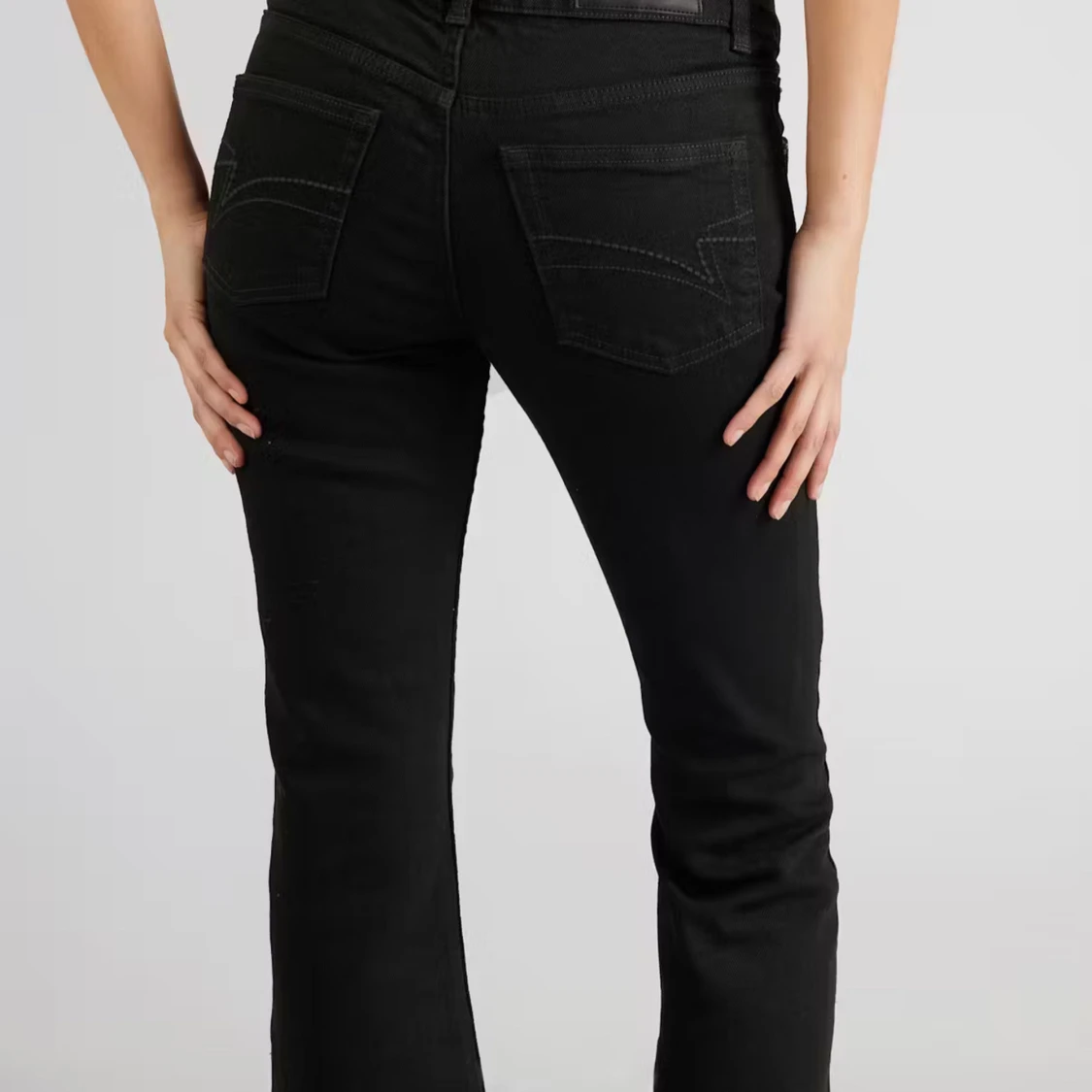 Svarta jeansbyxor från Junkyard - 1