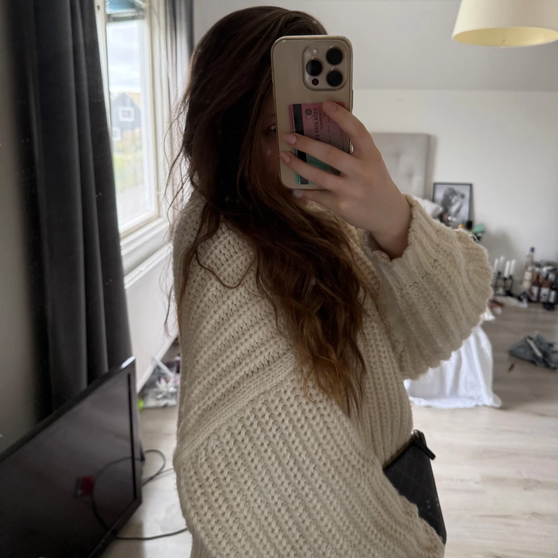 Beige stickad oversized tröja - 1