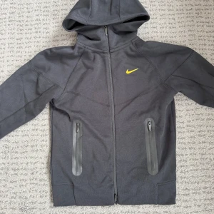 Nike Nocta kofta -  Sparsamt använd