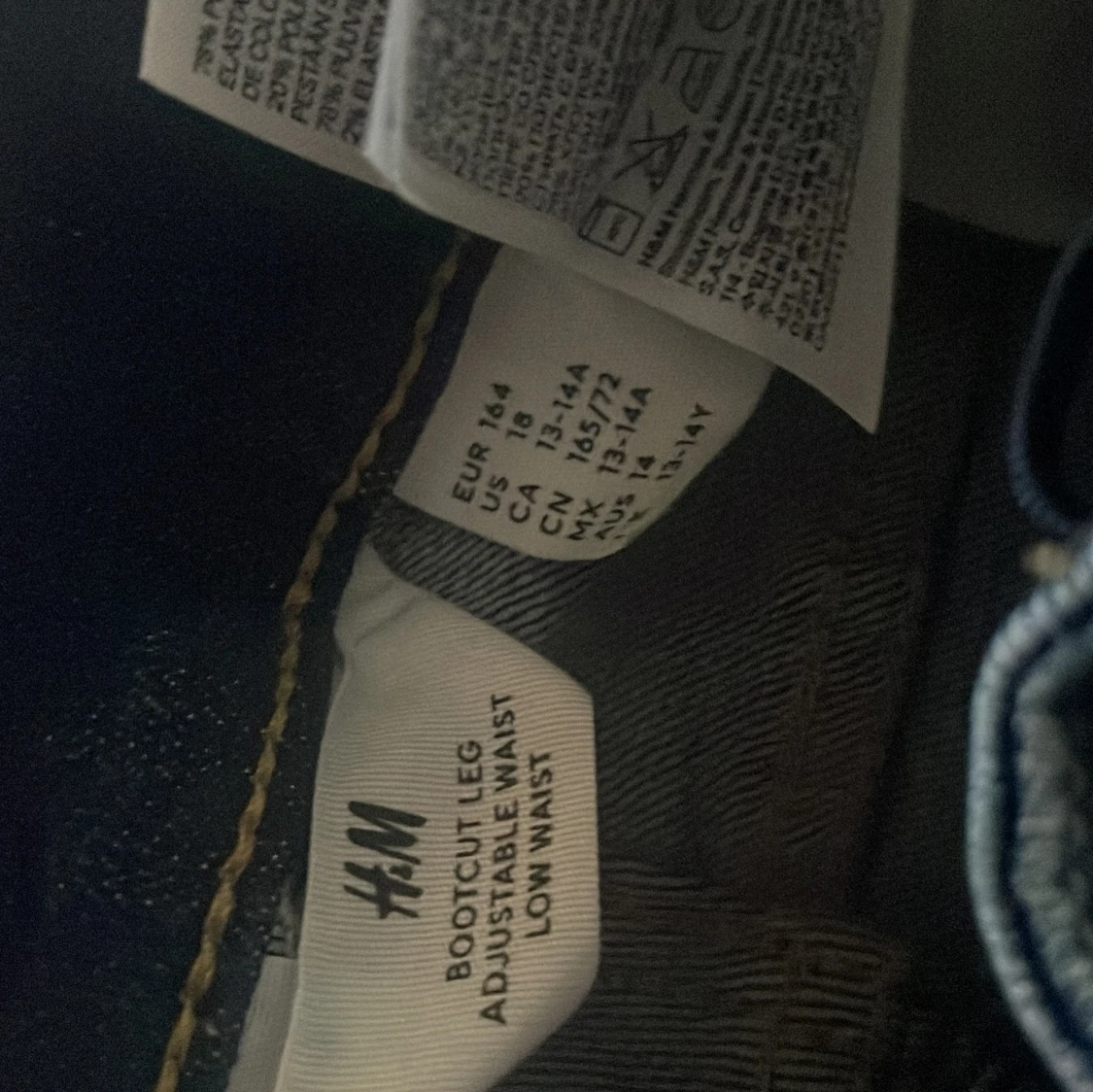 Blå bootcut jeans från H&M - 3