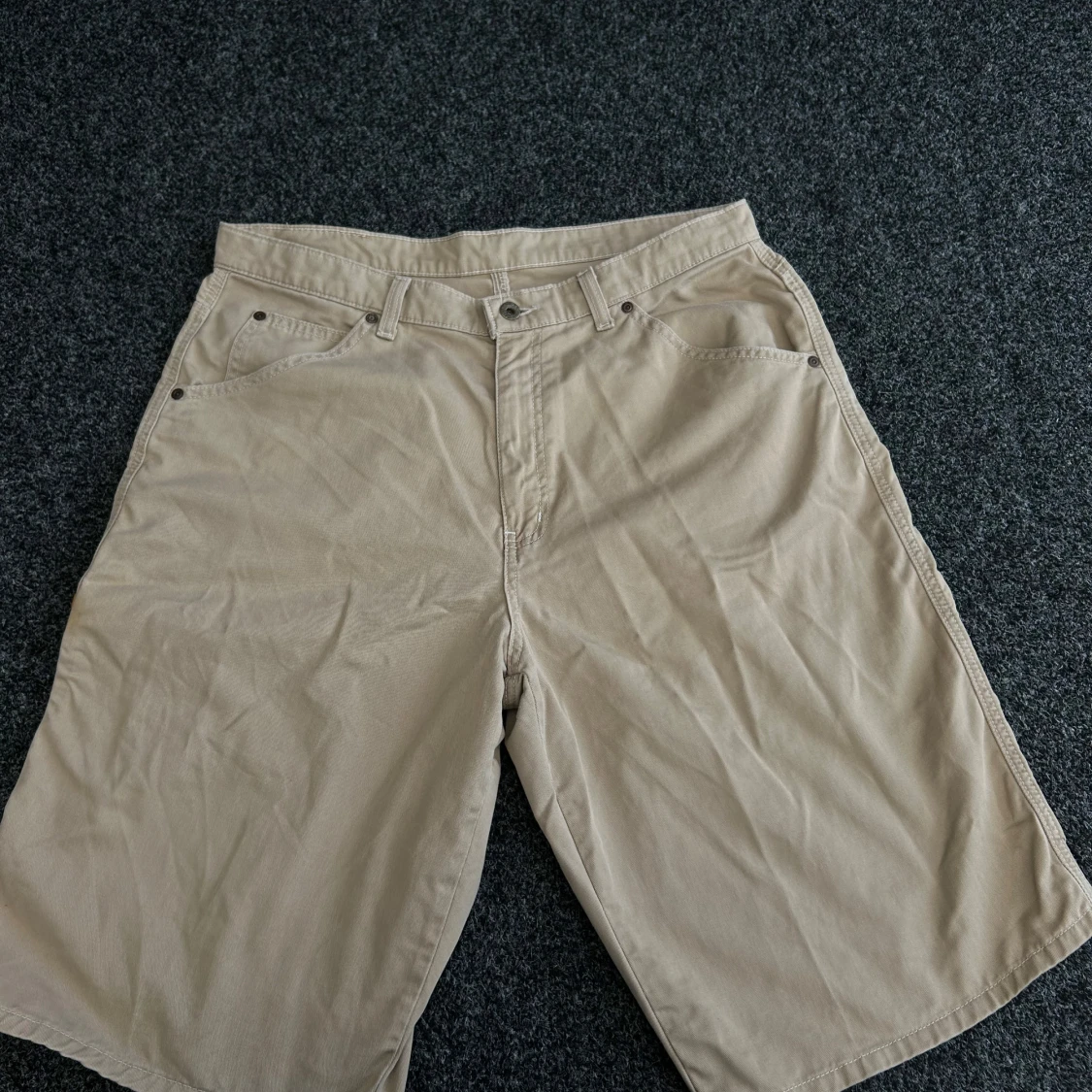 Beiga shorts från Polo Jeans Company