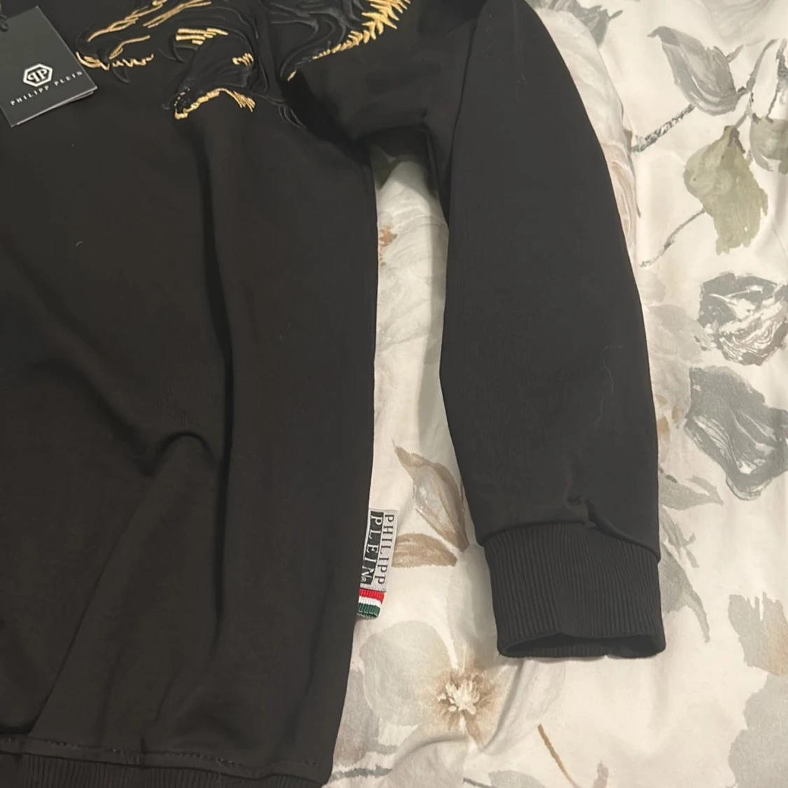 Svart tröja med lejonbroderi från Philipp Plein - 2