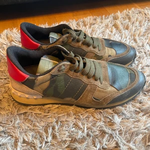 Valentino Rockrunners - Valentino rockrunners, strl 40, bra skick