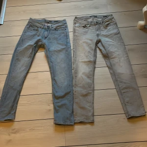 2 pack dressman jeans - Riktigt feta, använda 1 gång var. Skriv vid minsta fråga