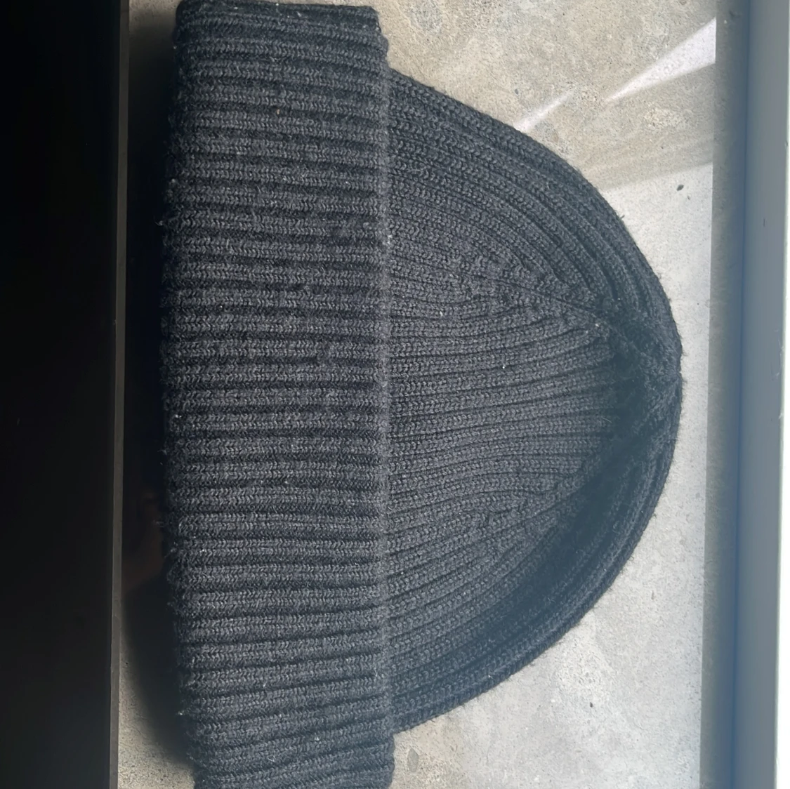 Svart ribbstickad mössa Parajumpers - 1