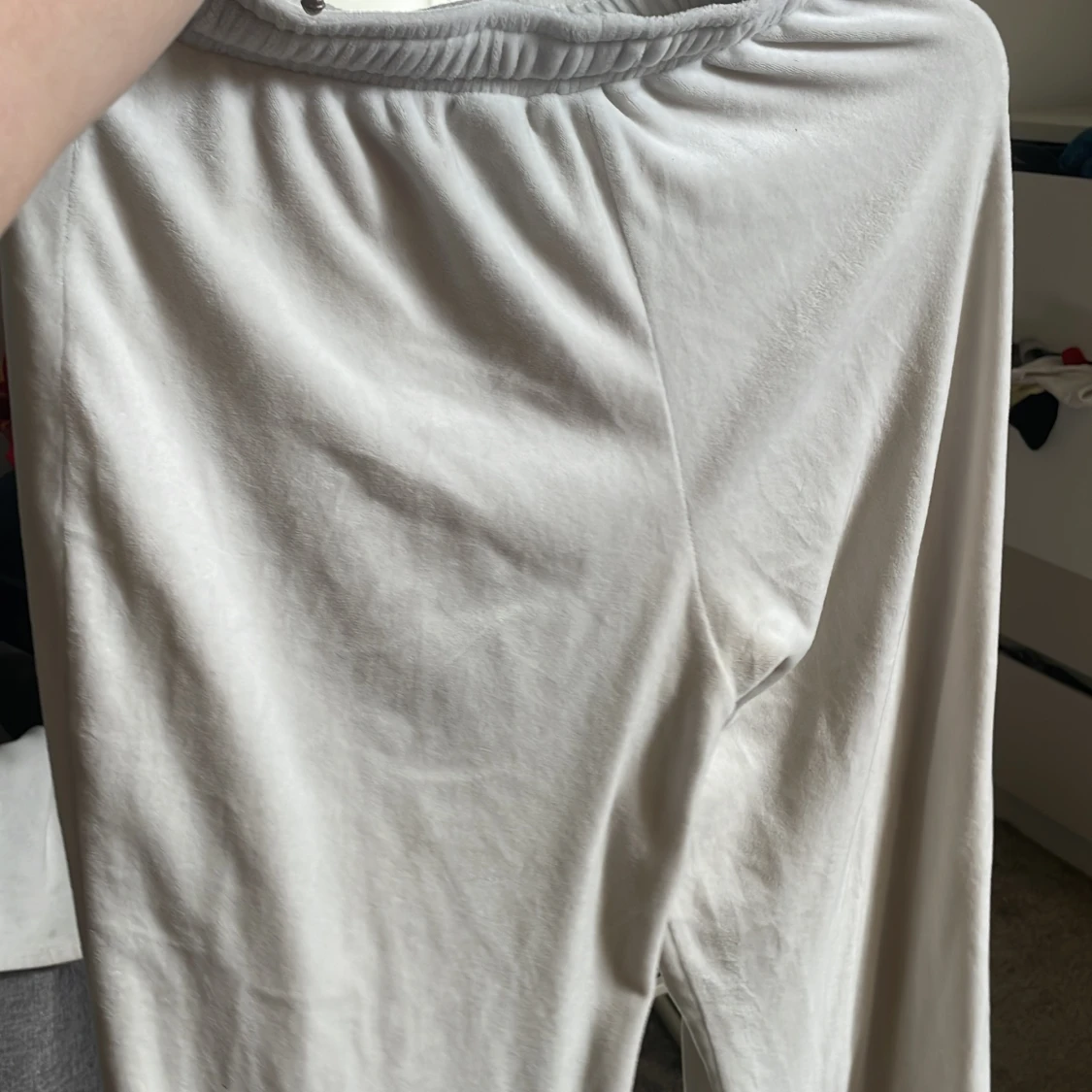 Vit långbyxor i sammet - 2