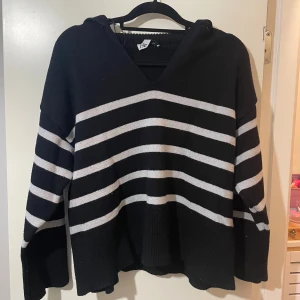 Tjocktröja - Jätte mysig och bekväm tjocktröja från Zara. 