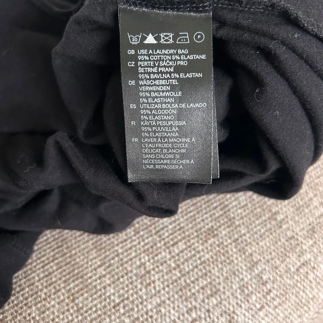 Svart kimono cardigan med fransar - 2