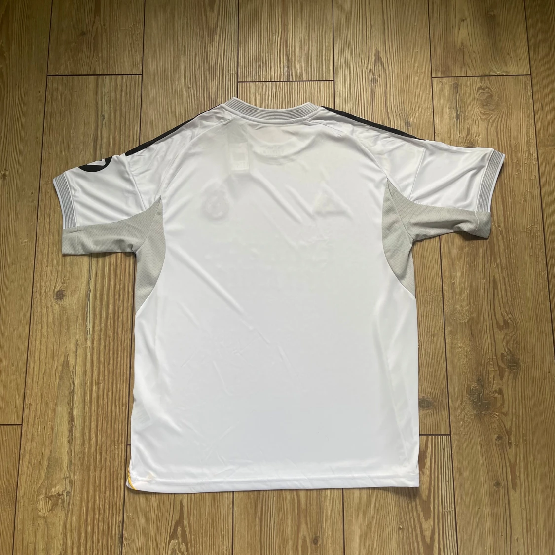 Real Madrid 25/26 Fotbollströja - 1