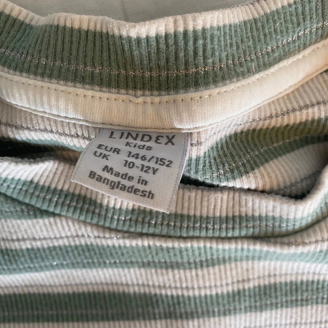 Randig ribbad t-shirt från Lindex - 1