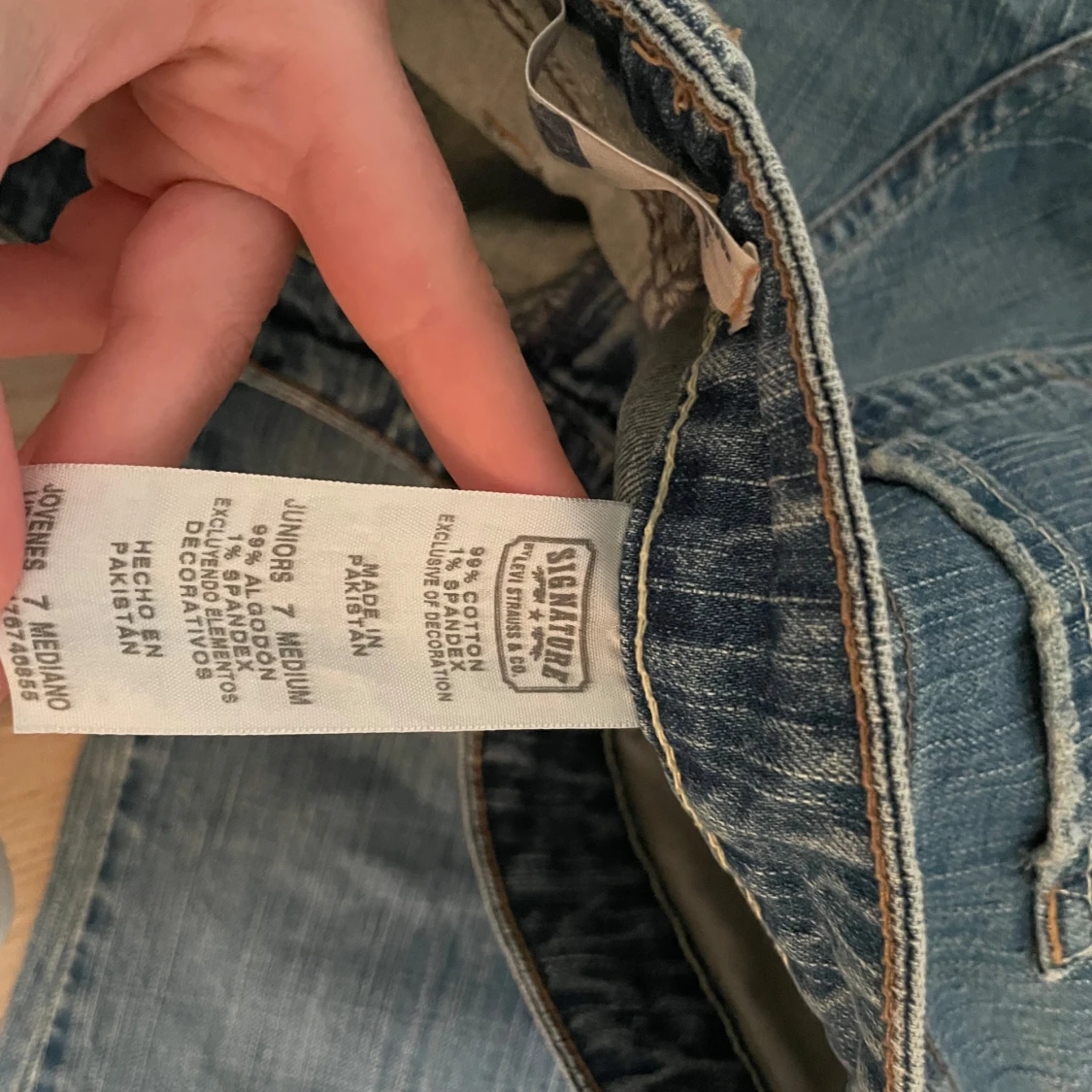 Blå bootcut jeans från Signature - 4