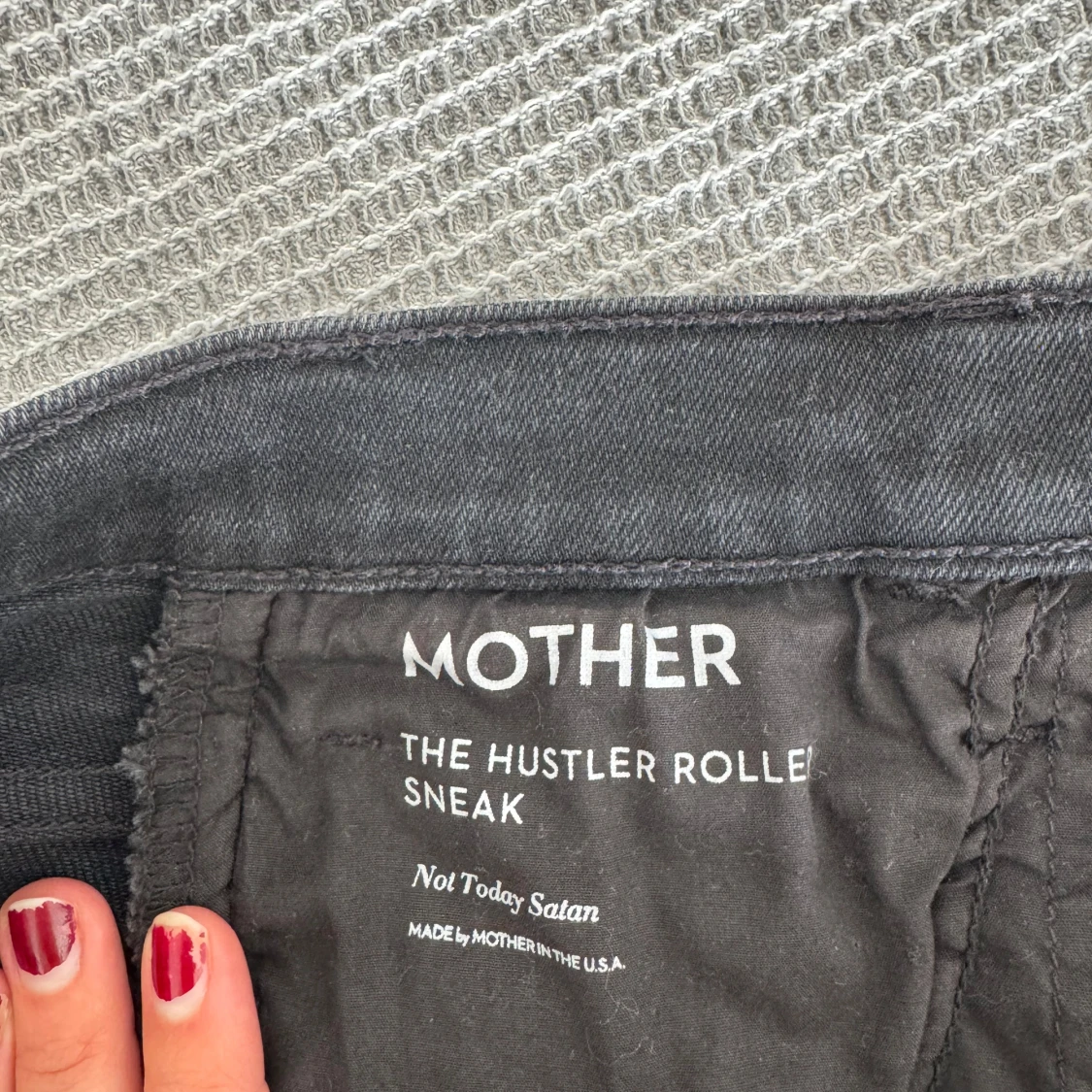 Mörkgrå bootcut jeans från Mother - 3