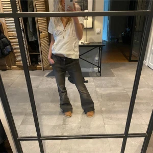 Bootcut jeans - BDG jeans i storlek 28/32. Köptes på urban outfitters för 800kr🩷💗