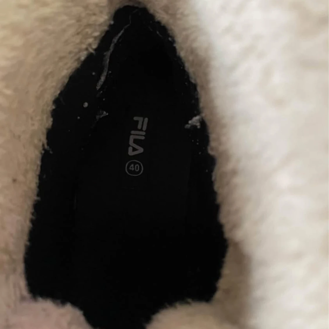 Svarta vinterboots från Fila, stl 40 - 3