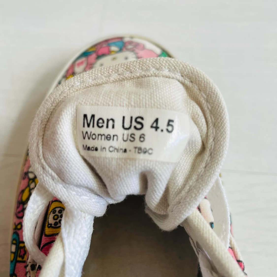 Vans x Hello Kitty sneakers, strl 36 - 3