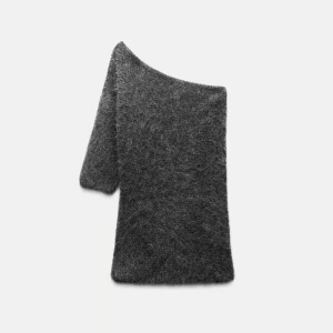 Mörkgrå offshoulder stickad topp - Superfin topp från zara som aldrig kommit till användning:( Helt ny🤍