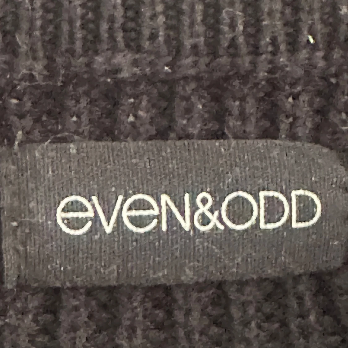 Svart stickad tröja från Even&Odd - 1