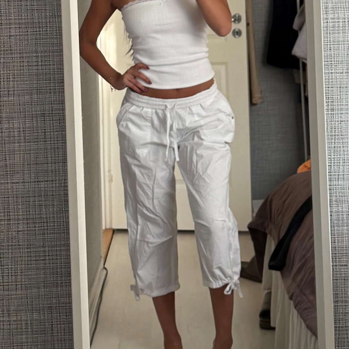 Vita cargopants med snörning - 4