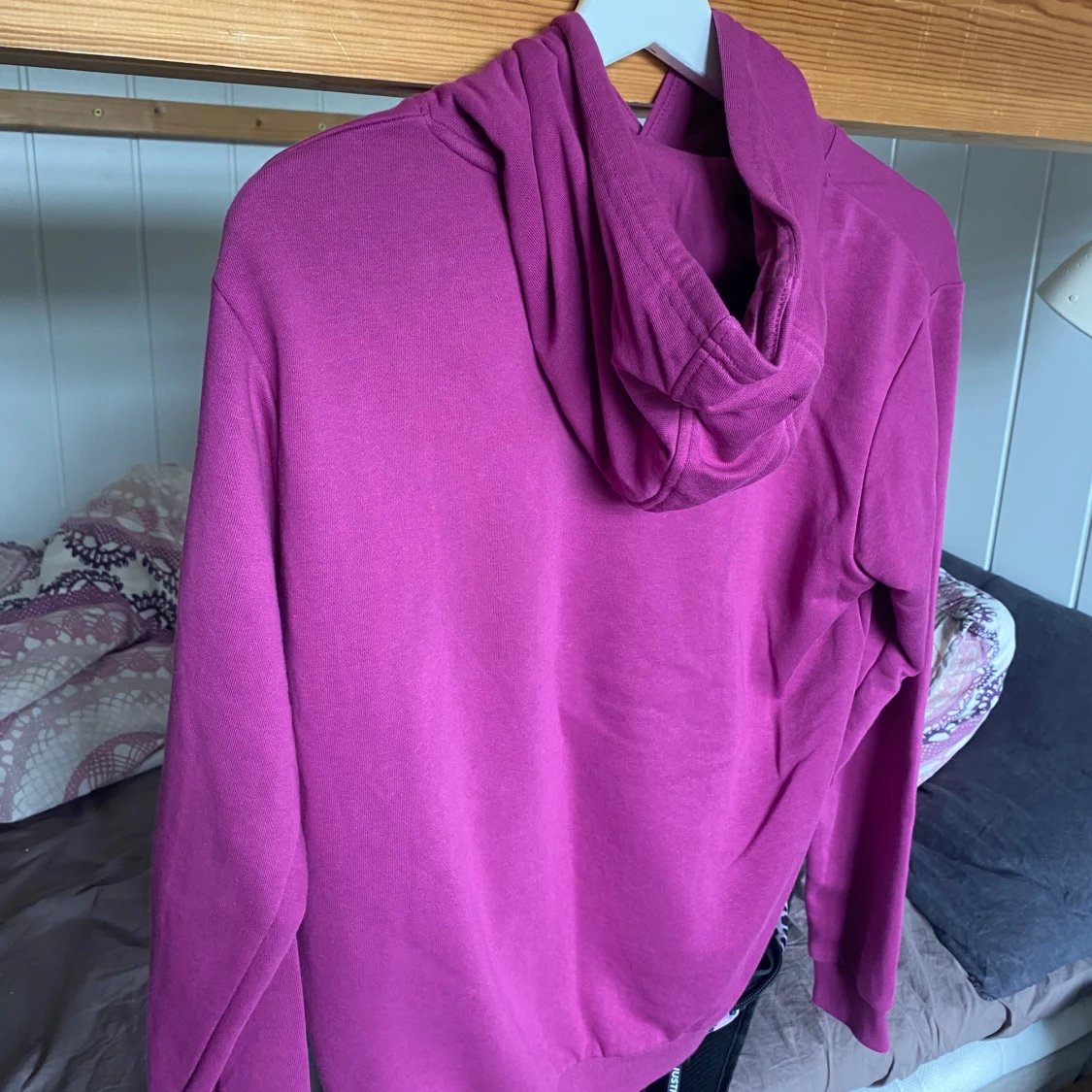 Lila hoodie från FILA - 2