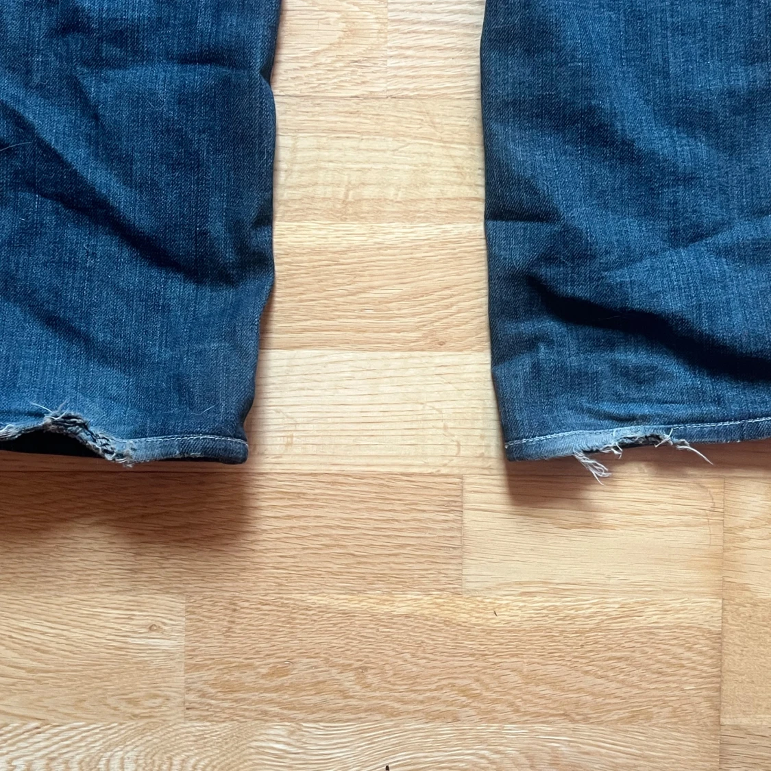 Blå flare jeans med låg midja från 7forallmankind - 3