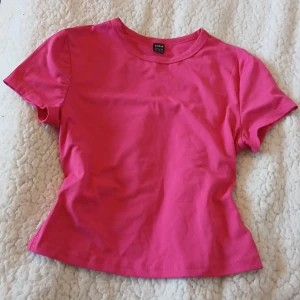 Hot pink jättefin topp💘 - Snygg topp som är perfekt till sommaren☀️💕