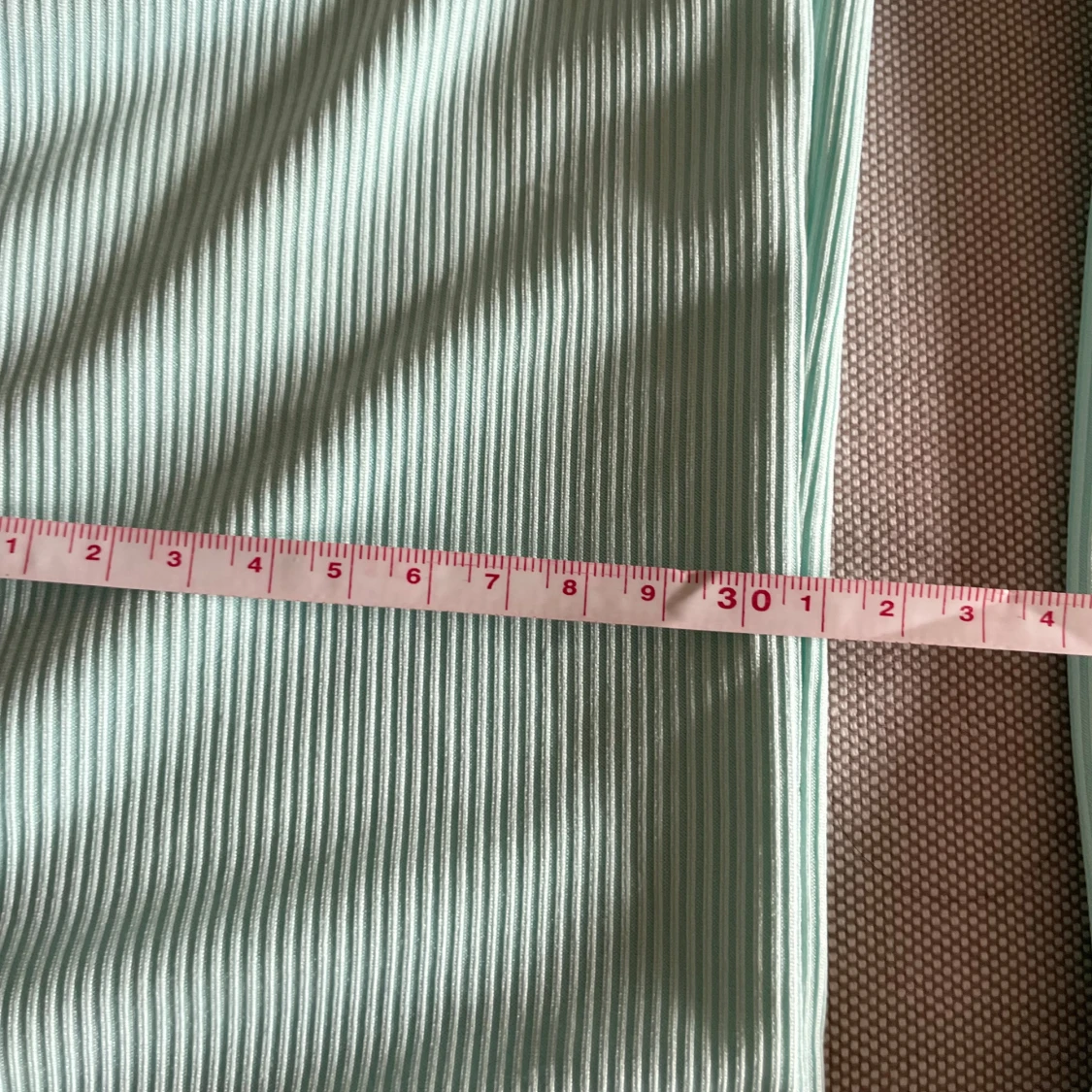 Ljusblå ribbad långärmad topp med spetsdetalj - 2