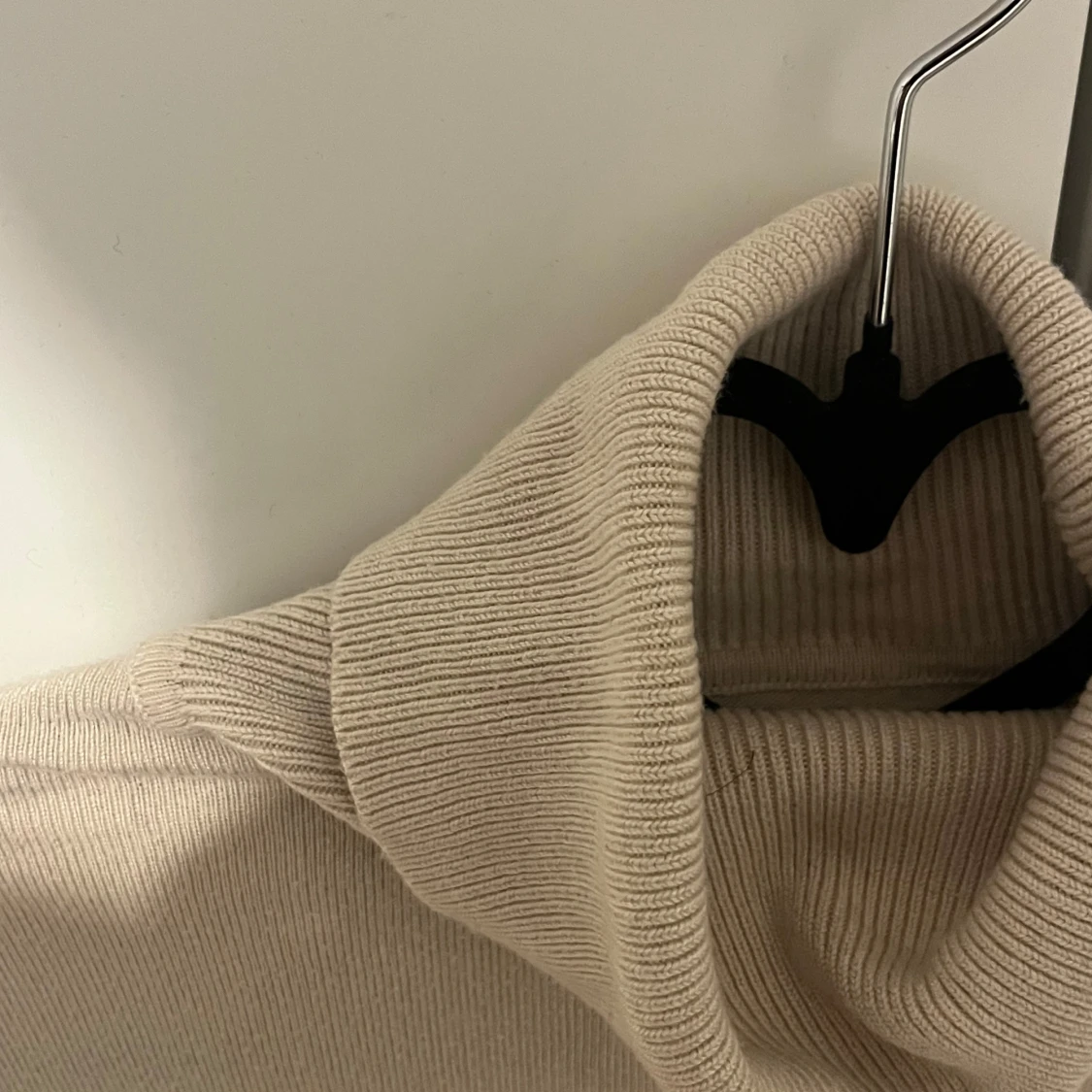 Beige polotröja med kort ärm från MNG - 1