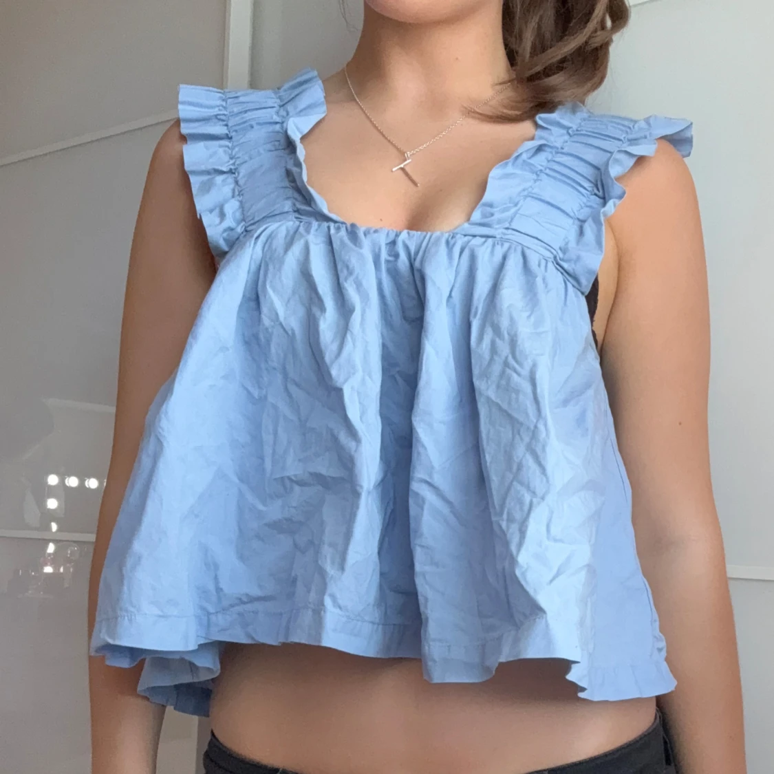 Ljusblå volangtopp - 1