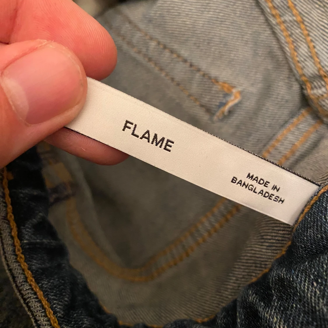 Blå bootcut jeans Flame från Weekday - 3
