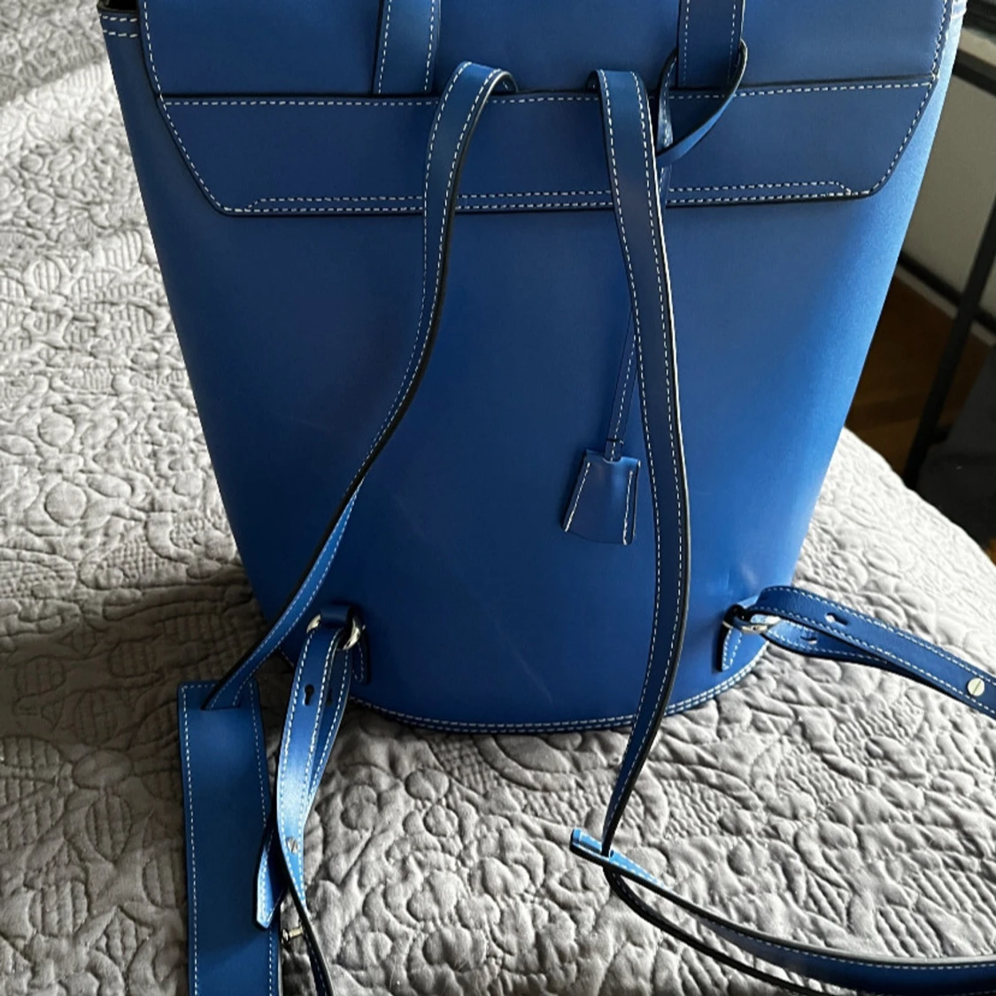 Blå axelväska från Calvin Klein - 2