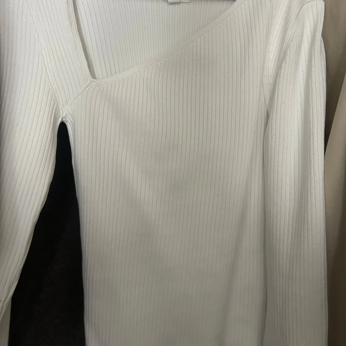 Vit långärmad topp - 1