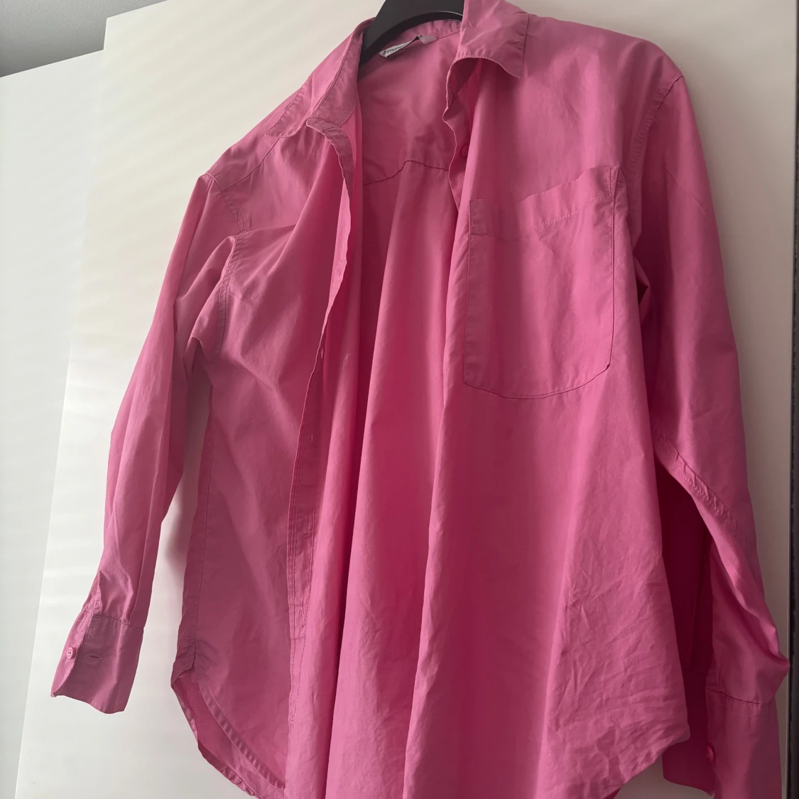 Oversized rosa skjorta 