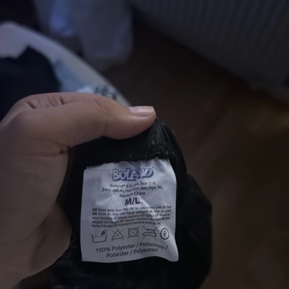 Svarta tighta lackbyxor från Boland - 2