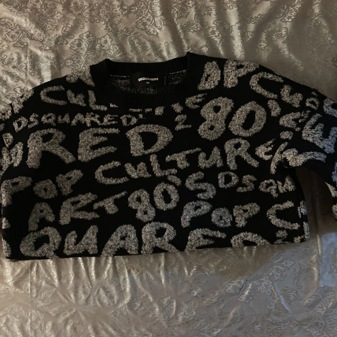 Svart stickad Dsquared2 tröja med text - 2