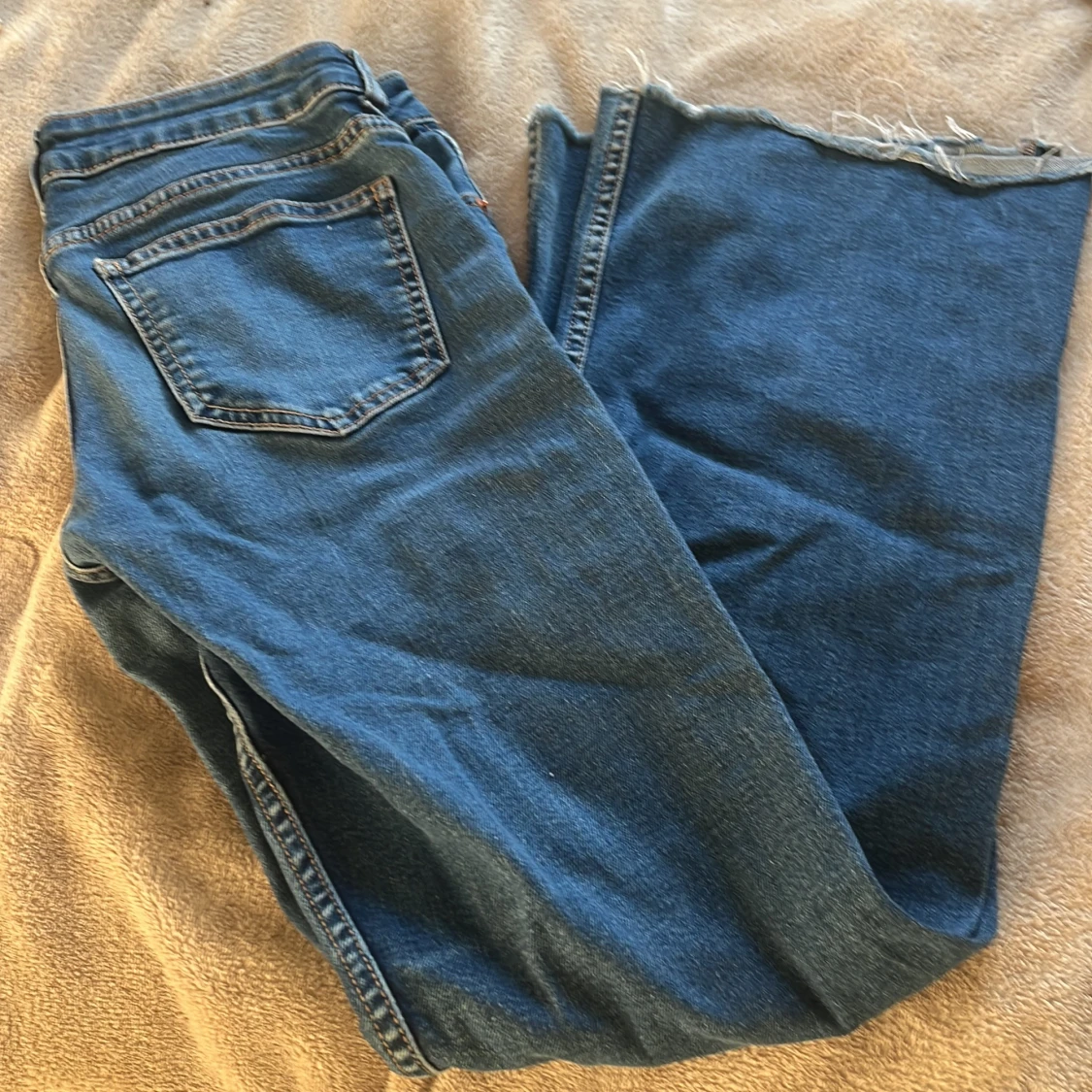 Levi's 501 blå jeans med rå kant