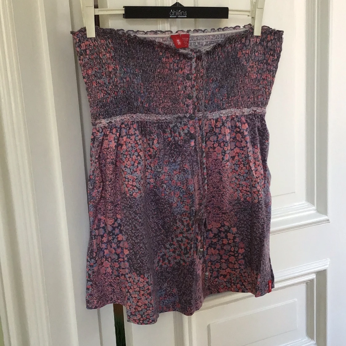 Blommig topp från  EDC - 2