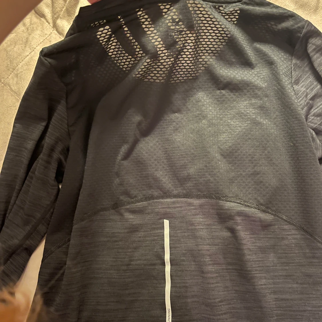 Svart långärmad tröja från SOC - 2